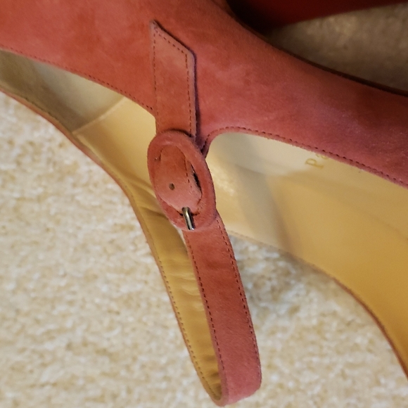 Christian Louboutin size 40 color pink suede 100% AUTHENTIC - Picture 15 of 16
